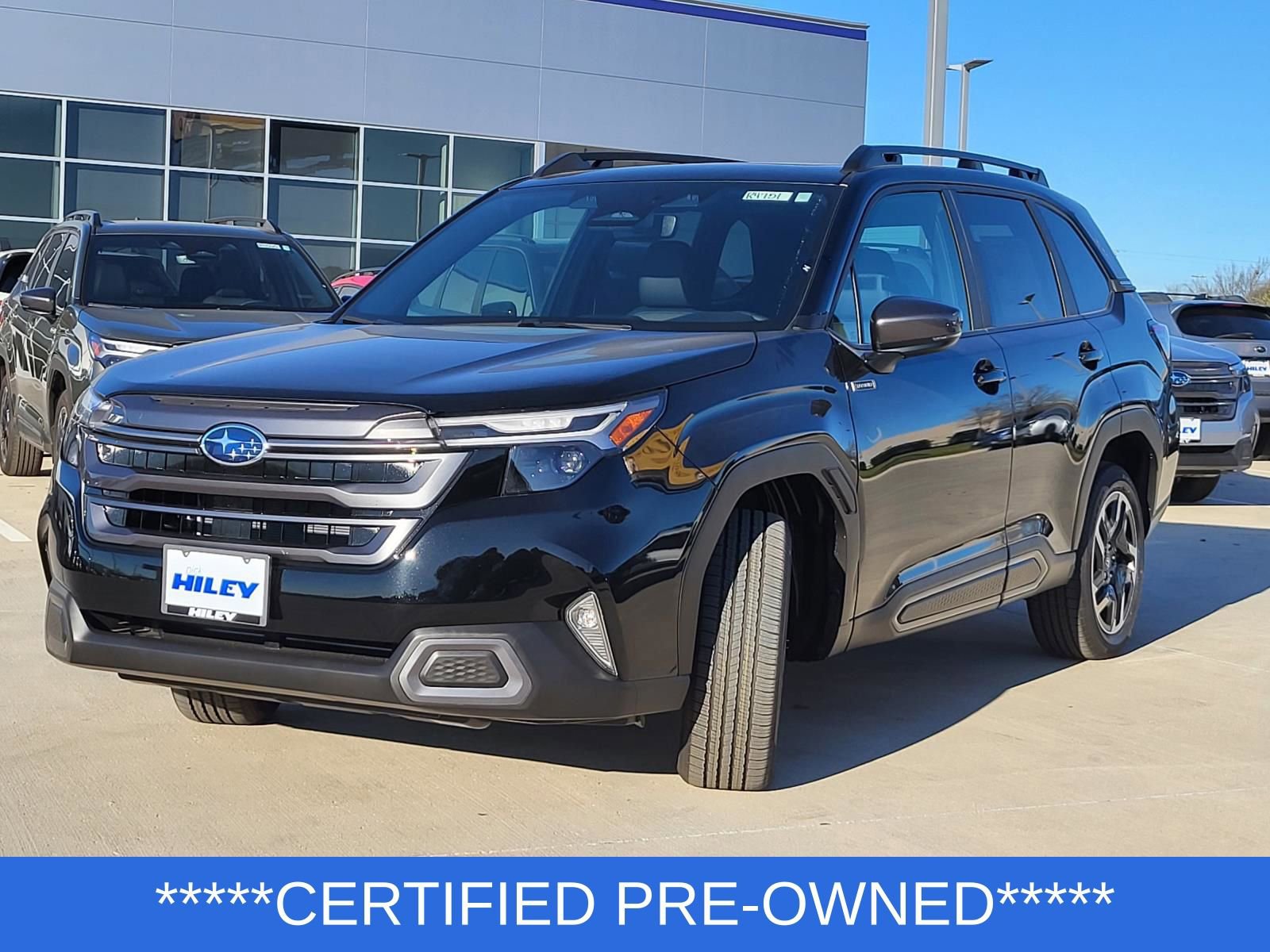 Used 2025 Subaru Forester Limited AWD/4WD image 2