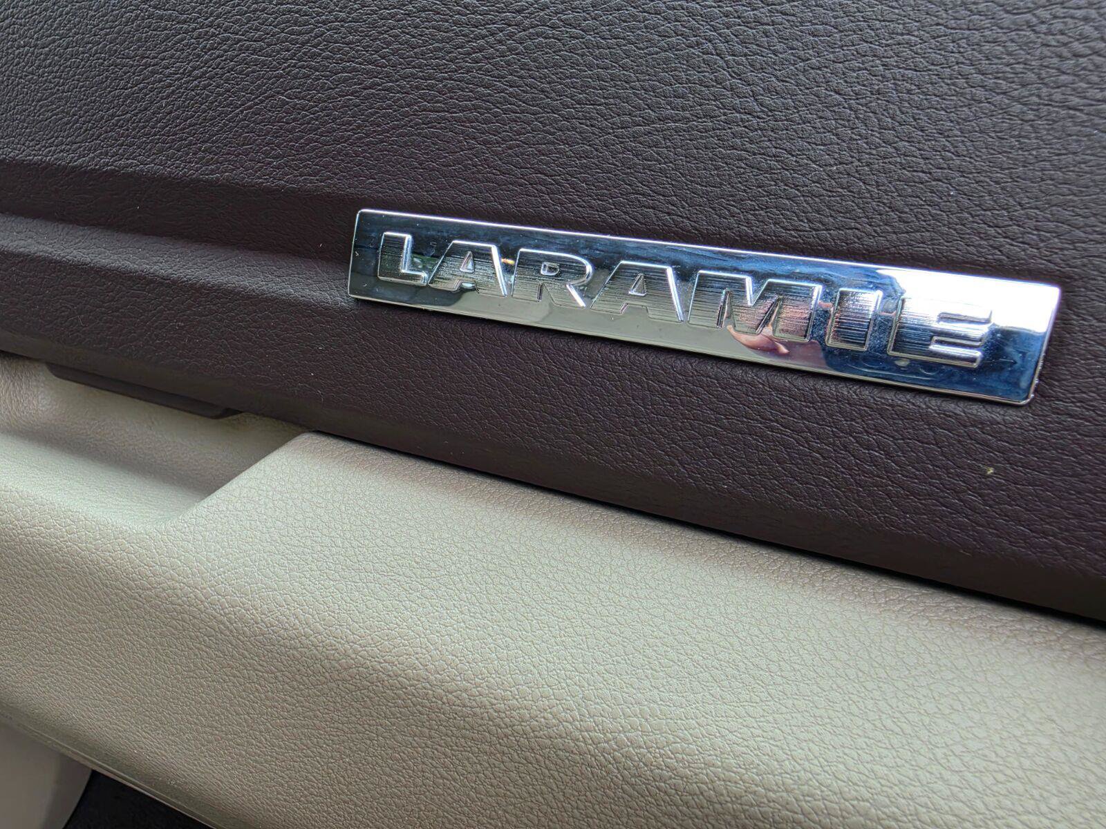 Used 2014 RAM 1500 Laramie w/ Convenience Group AWD/4WD image 14