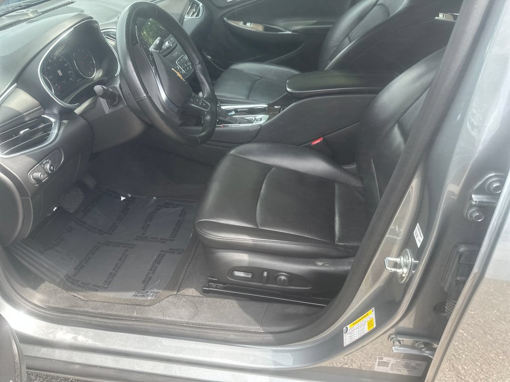 Used 2024 Chevrolet Malibu LT FWD image 9