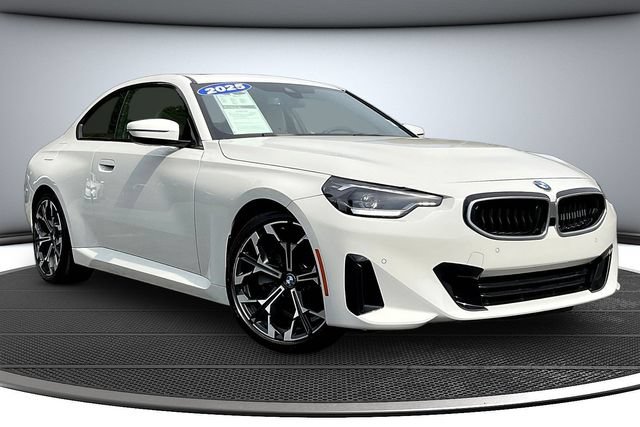 Used 2023 BMW X5 M50i w/ Executive Package AWD/4WD image 3