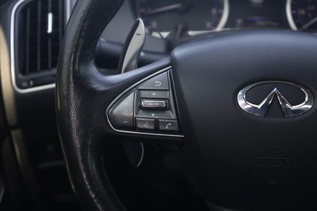 Used 2017 INFINITI Q50 Sport AWD/4WD image 10