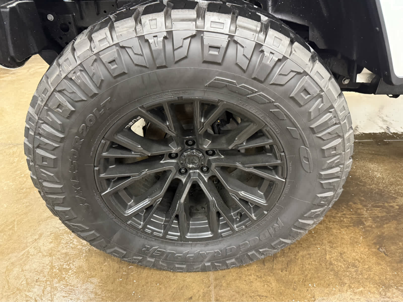 Used 2023 Jeep Gladiator Overland image 33