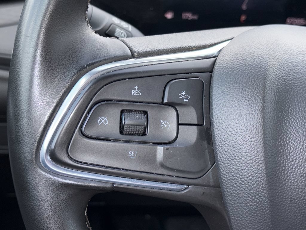 Used 2024 Buick Encore GX Sport Touring FWD image 15