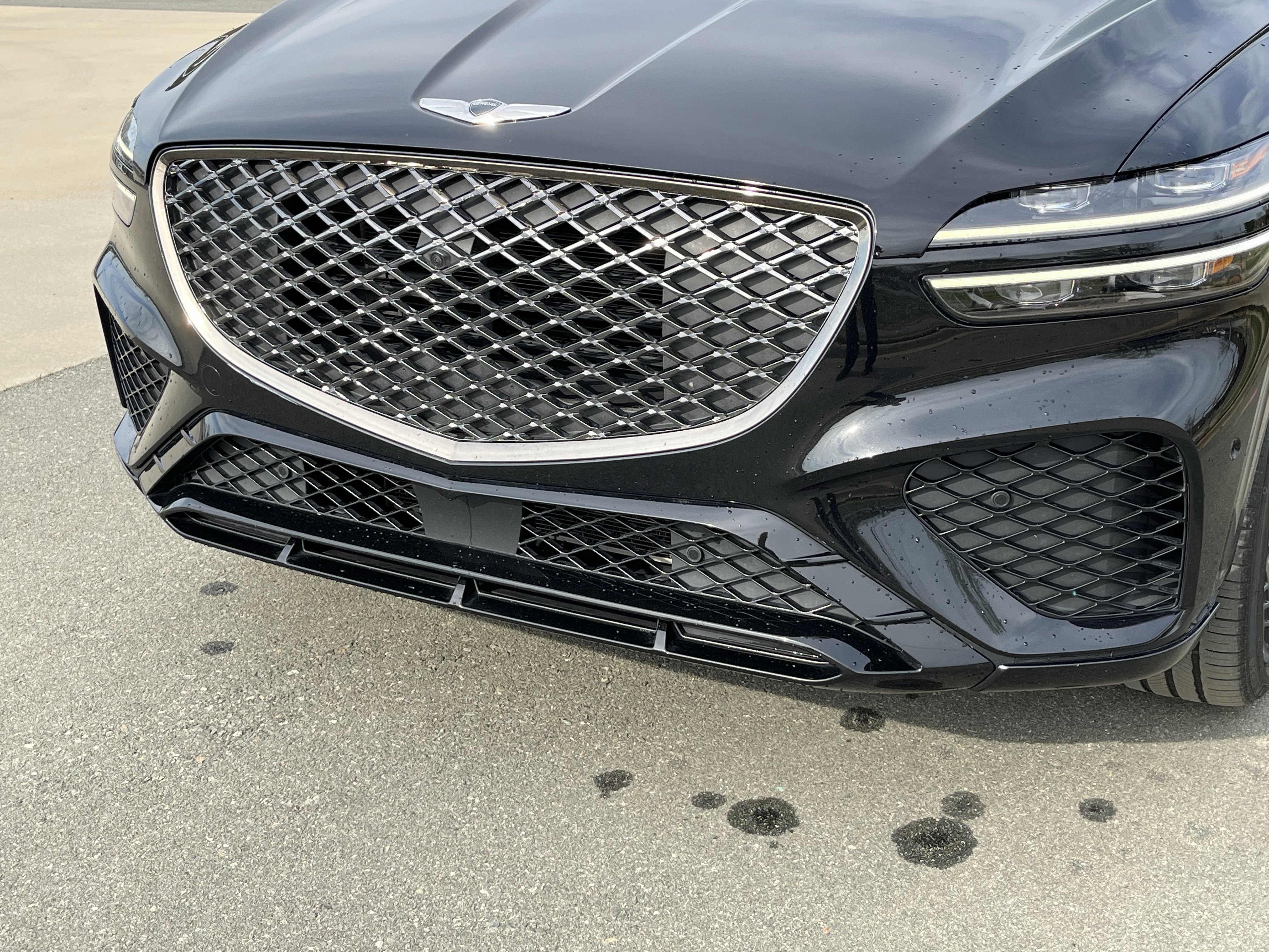 Used 2023 Genesis GV70 3.5T Sport w/ Sport Prestige Package image 10