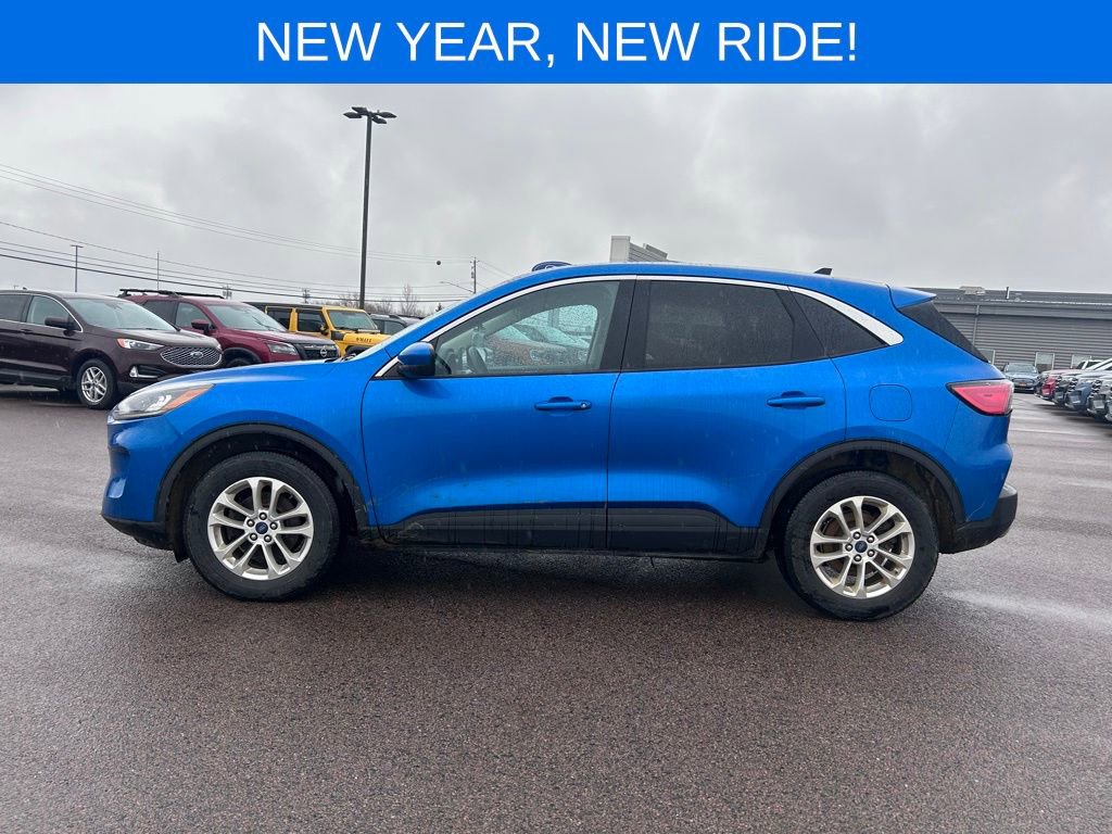 Used 2020 Ford Escape SE image 3