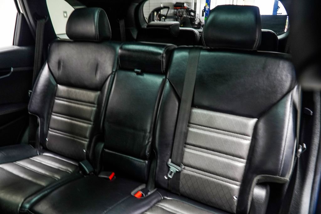 Used 2019 Kia Sorento SX image 41
