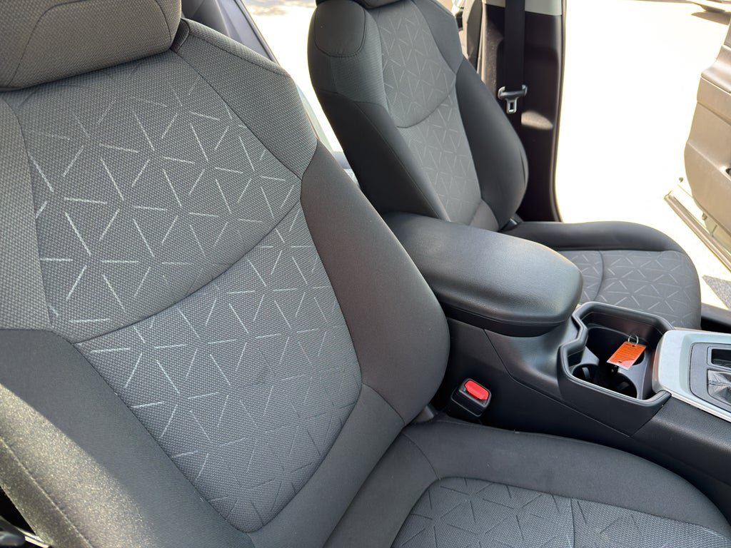 Used 2020 Toyota RAV4 XLE w/ Convenience Package AWD/4WD image 30