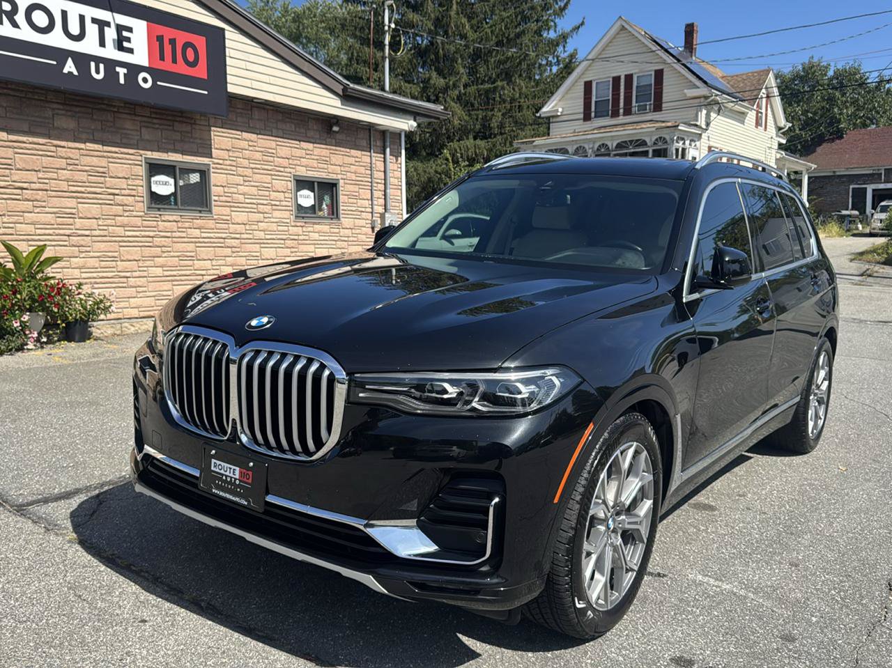 Used 2021 BMW X7 xDrive40i w/ Luxury Seating Package AWD/4WD image 2