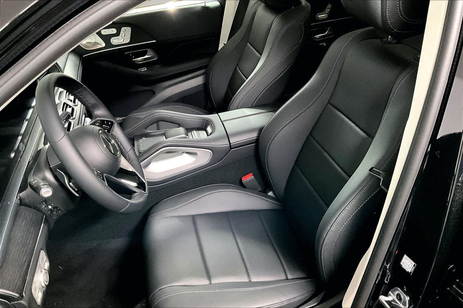 New 2026 Mercedes-Benz GLS 450 4MATIC image 14