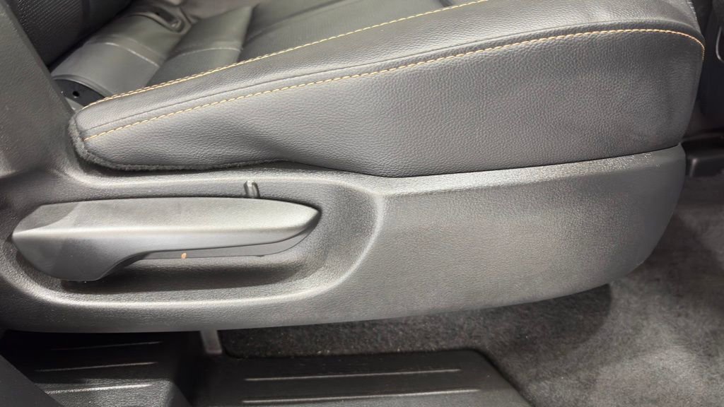 Used 2024 MAZDA CX-90 3.3 Turbo w/ Premium Package image 32