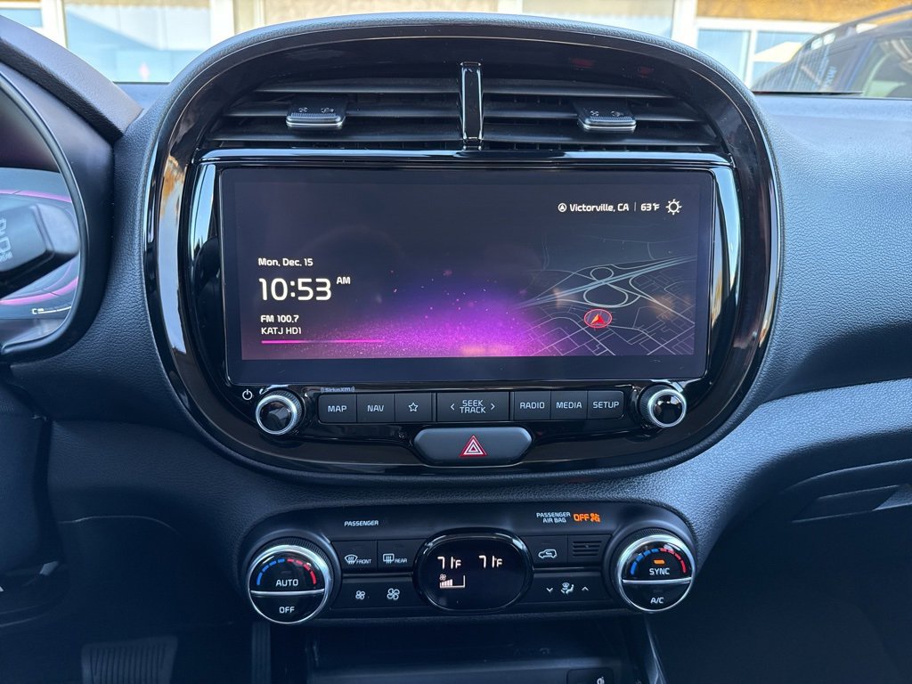 Used 2025 Kia Soul S image 16