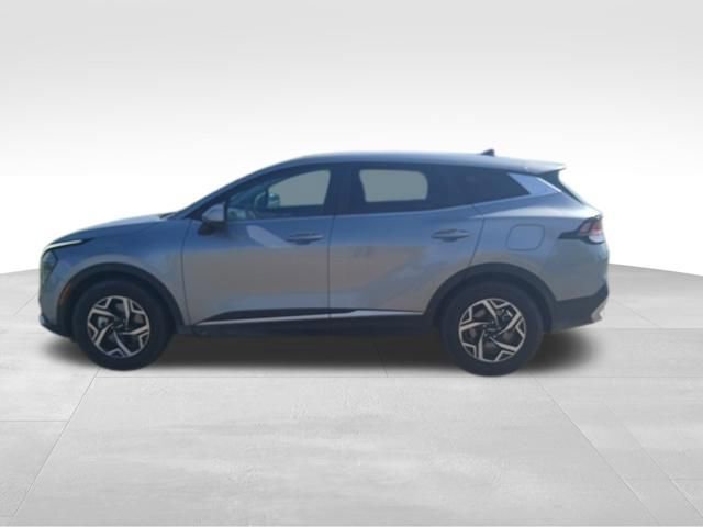 Certified 2024 Kia Sportage LX image 6