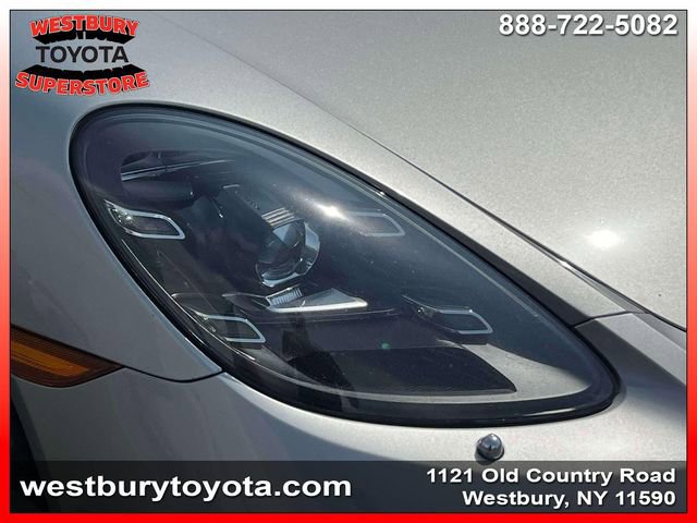 Used 2021 Porsche 718 Cayman RWD image 13