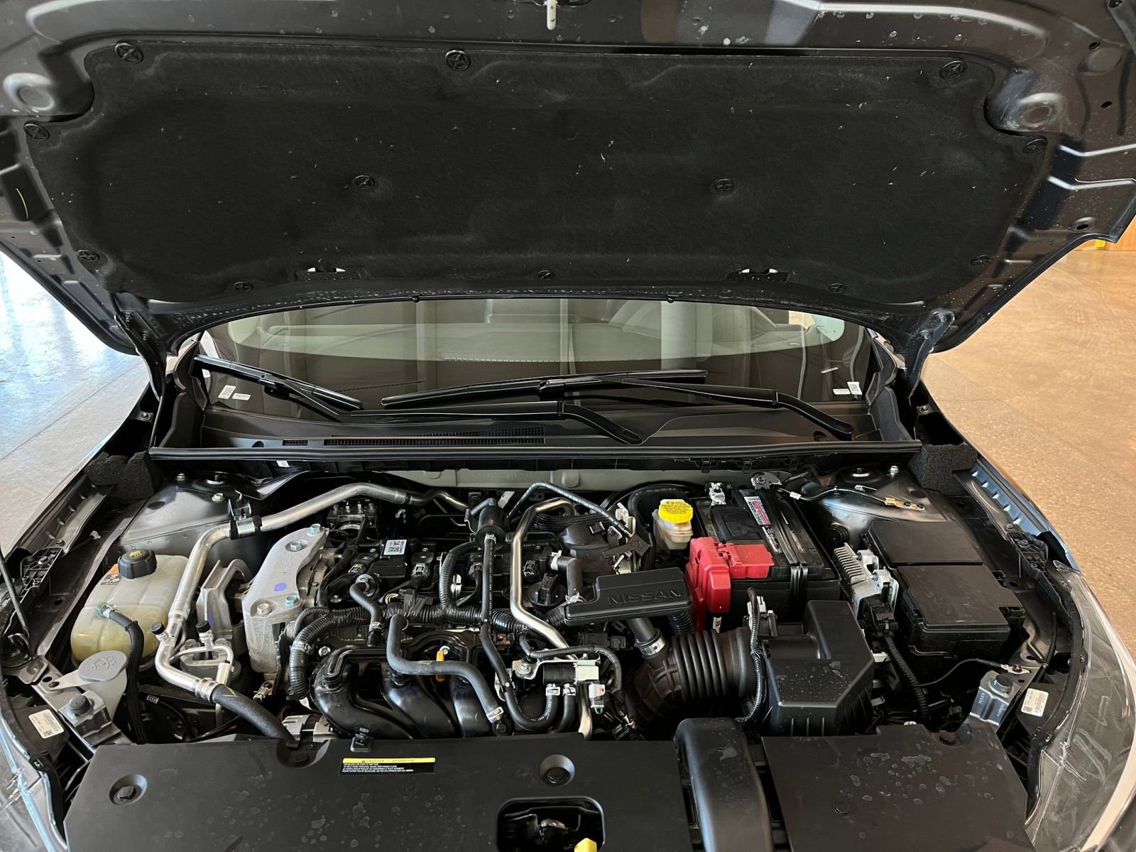 Used 2025 Nissan Sentra SV image 31