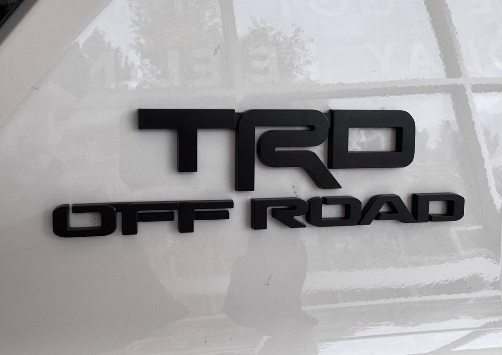 Certified 2025 Toyota 4Runner TRD Off-Road AWD/4WD image 12