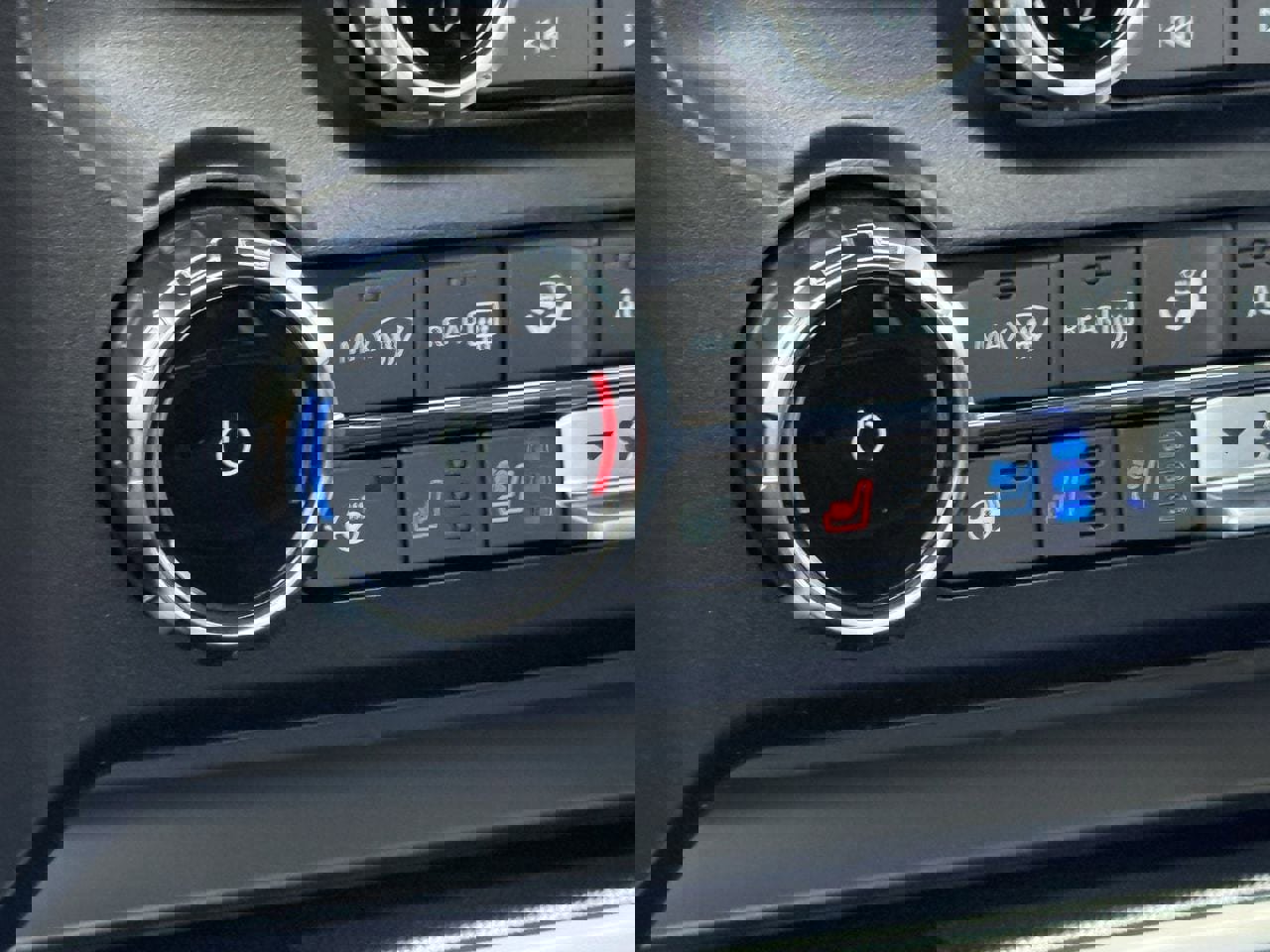 New 2026 Ford F250 Platinum w/ Tremor Off-Road Package image 47