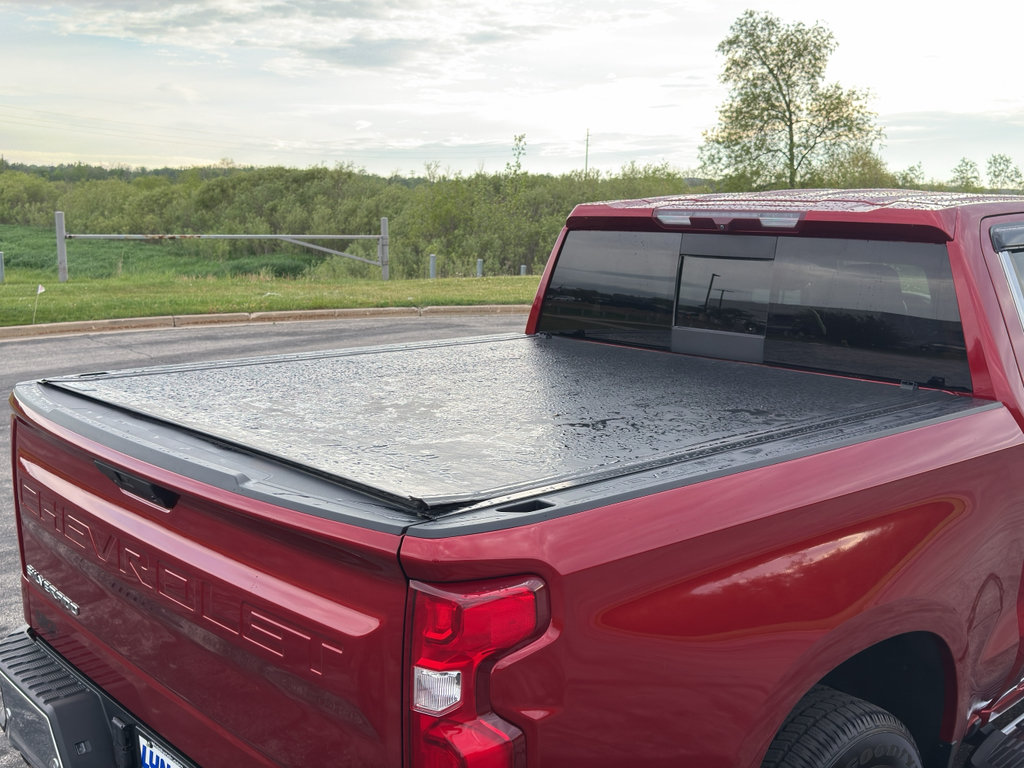 Used 2021 Chevrolet Silverado 1500 LTZ w/ LTZ Premium Package AWD/4WD image 44