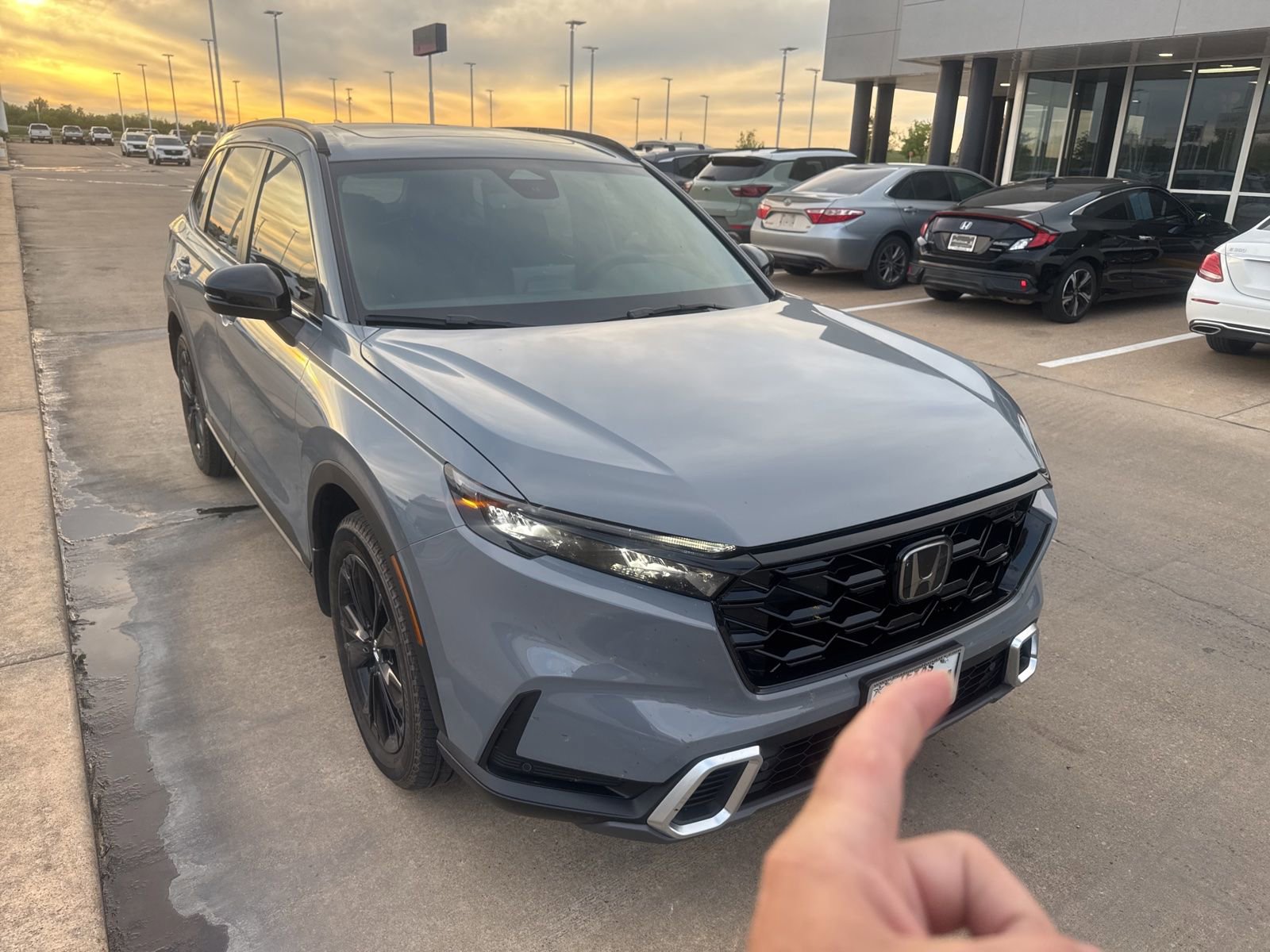 Used 2026 Honda CR-V Sport Touring image 4