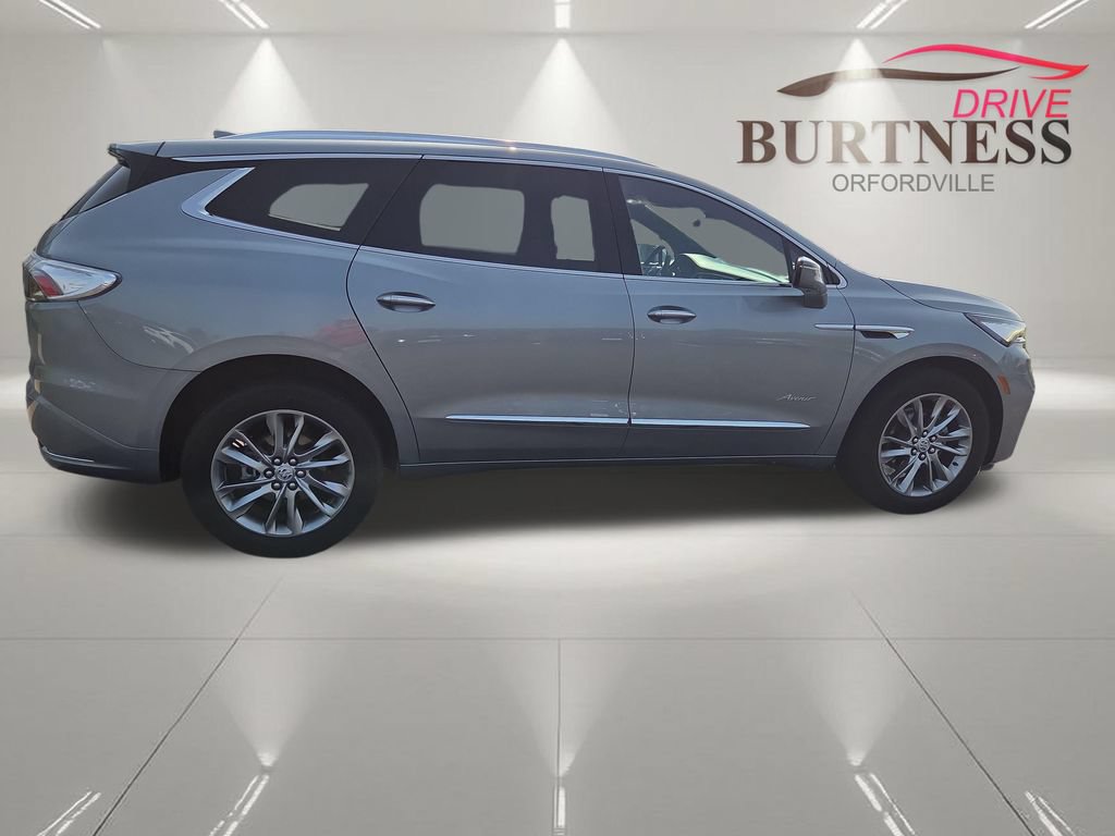 Certified 2023 Buick Enclave Avenir w/ Avenir Technology Package AWD/4WD image 9