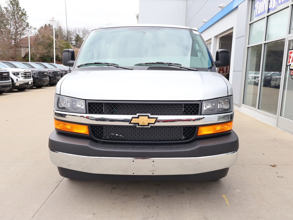 New 2026 Chevrolet Express 2500 image 5