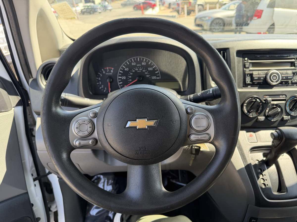 Used 2017 Chevrolet City Express LT image 9