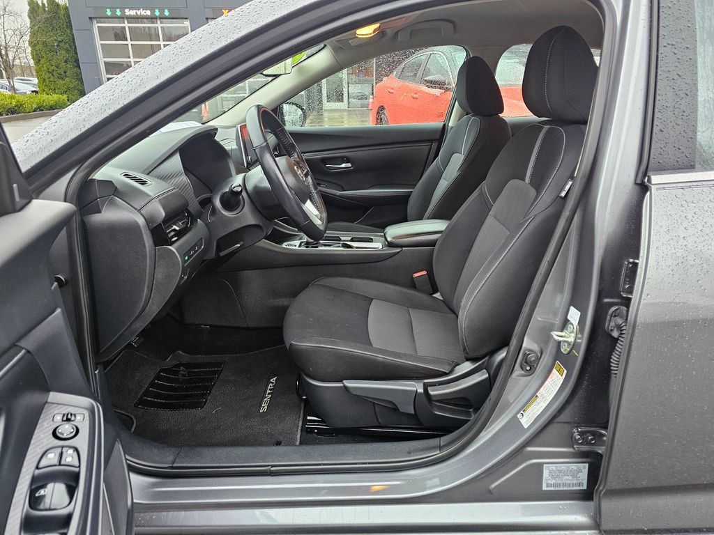 Used 2020 Nissan Sentra SV w/ Electronics Package FWD image 17