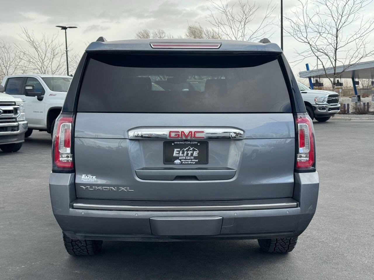 Used 2019 GMC Yukon XL Denali AWD/4WD image 7