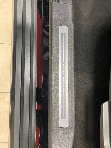 Used 2019 Cadillac Escalade ESV Platinum image 16