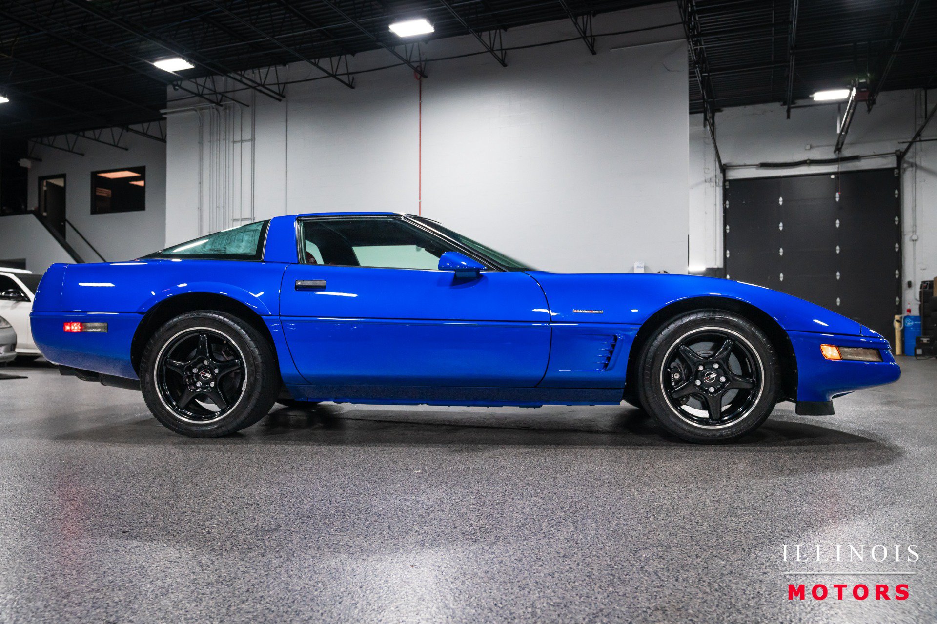 Used 1996 Chevrolet Corvette Coupe RWD image 6