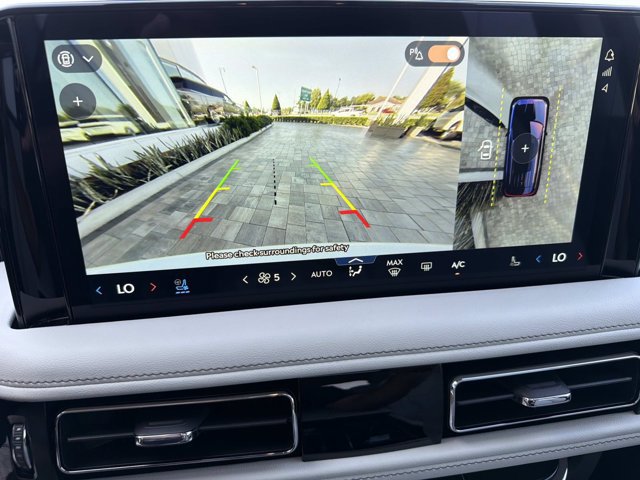 New 2026 Lincoln Aviator Reserve w/ Jet Appearance Package AWD/4WD image 31