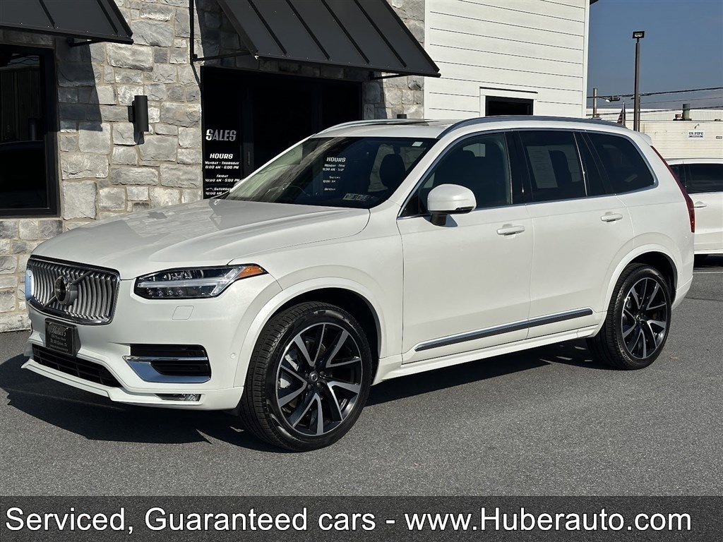 Used 2023 Volvo XC90 B6 Plus image 1