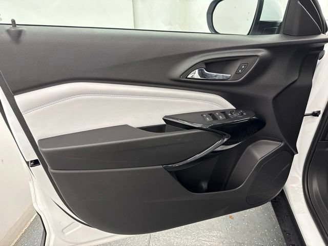New 2026 Chevrolet Trax LT FWD image 19