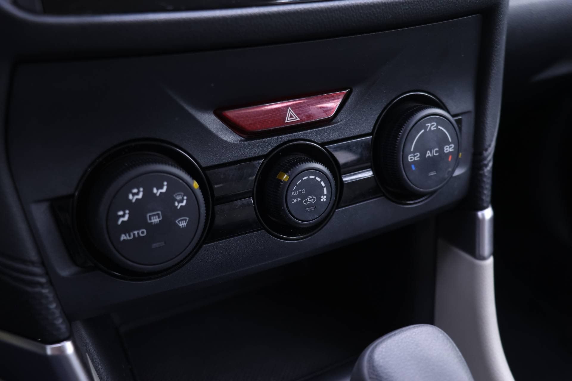 Used 2023 Subaru Forester Base image 6