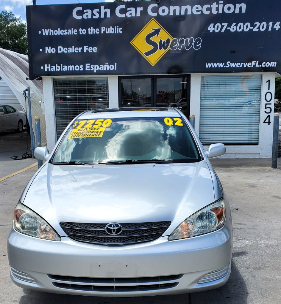 Used 2002 Toyota Camry LE FWD image 2