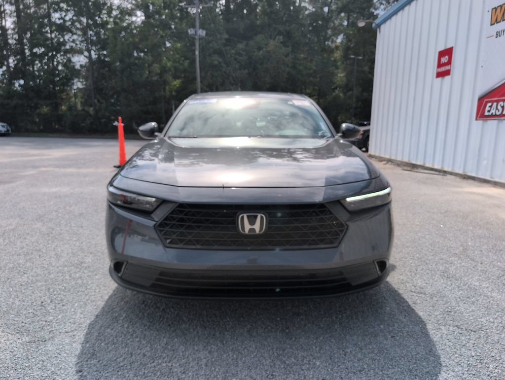 Used 2025 Honda Accord SE video 3