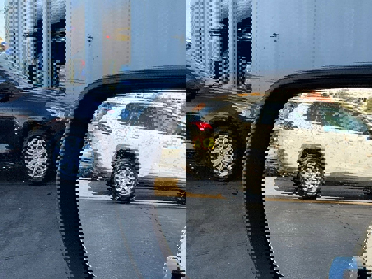 Used 2025 Chevrolet Equinox LT image 19