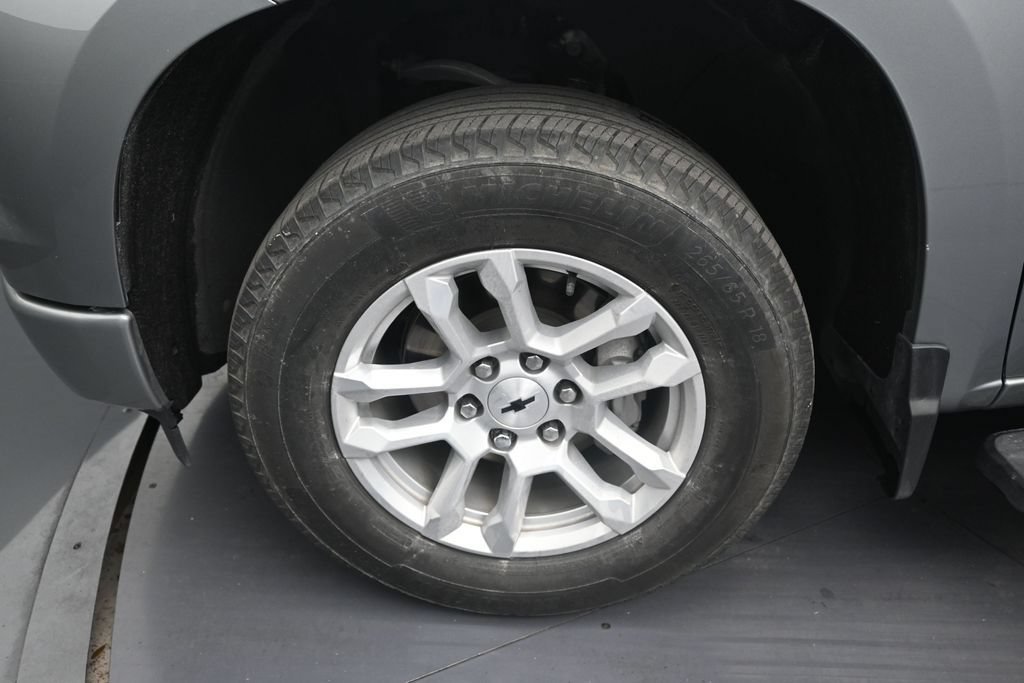Used 2024 Chevrolet Silverado 1500 RST RWD image 9