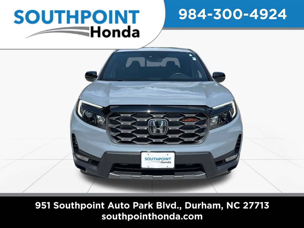 Used 2025 Honda Ridgeline TrailSport image 2
