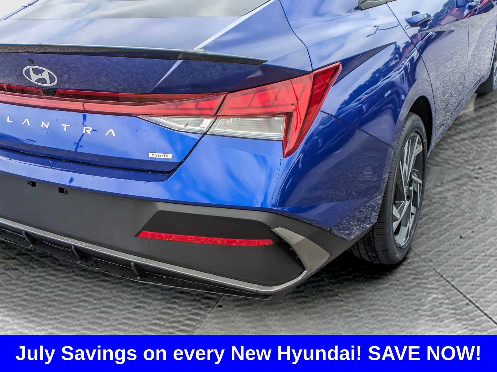 New 2025 Hyundai Elantra SEL FWD image 13