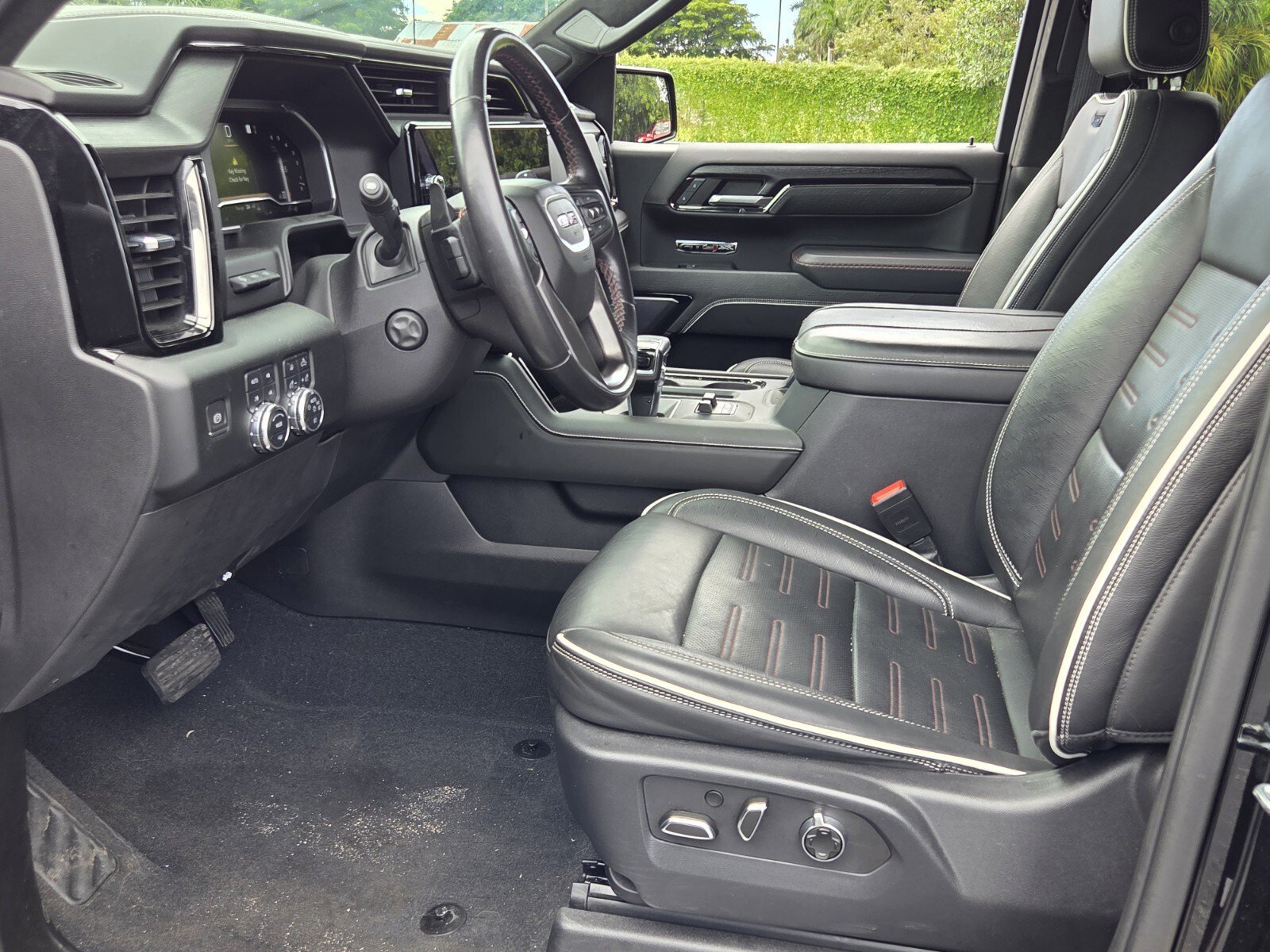 Certified 2023 GMC Sierra 1500 AT4X AWD/4WD image 9