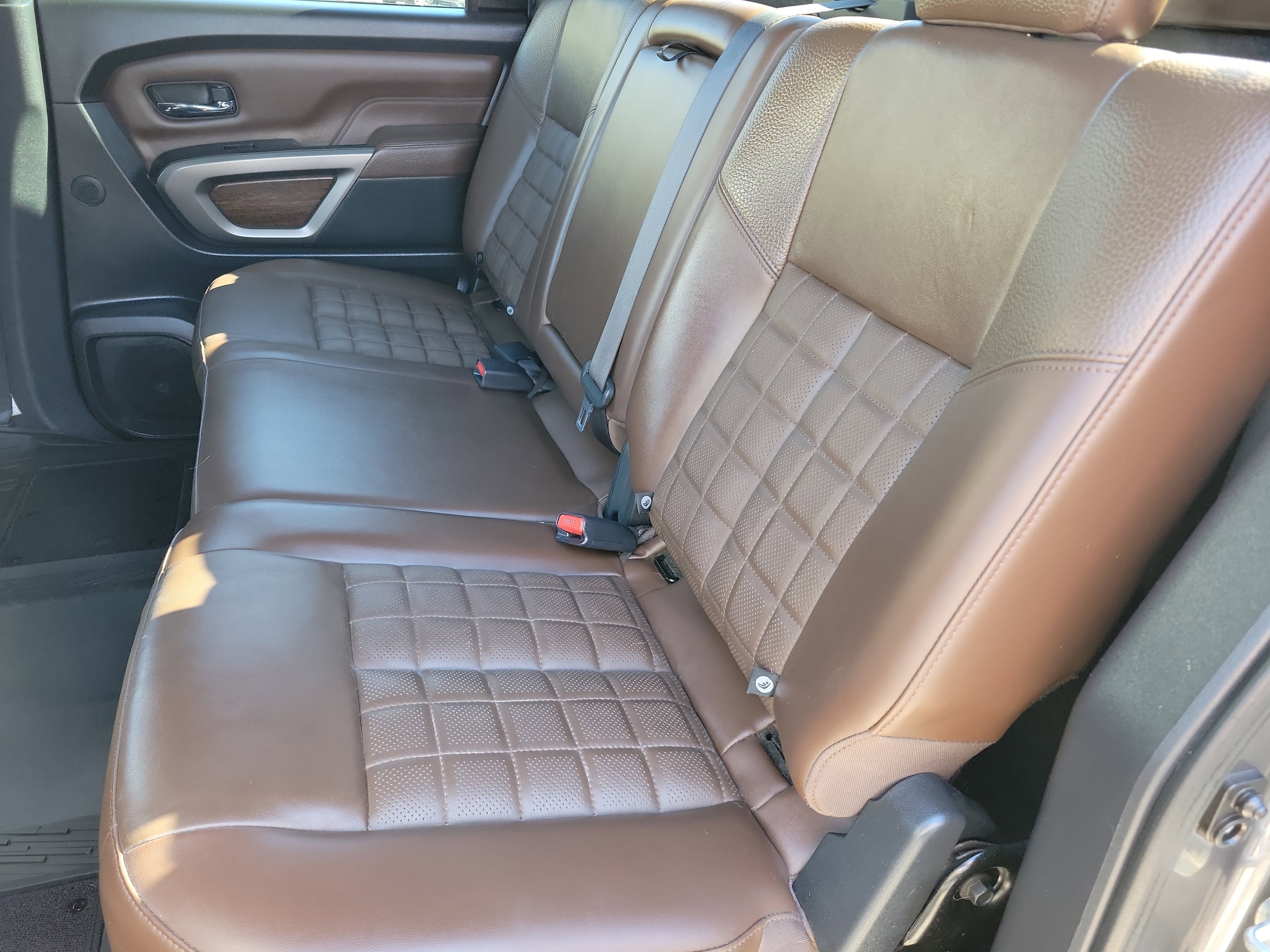 Used 2023 Nissan Titan Platinum Reserve w/ Moonroof Package image 7