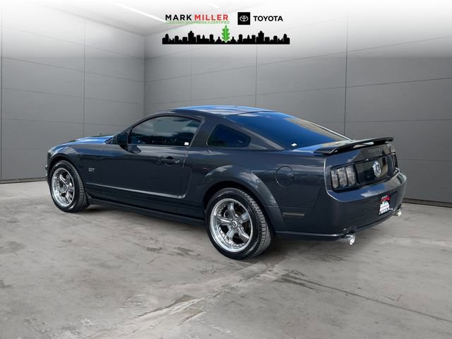 Used 2007 Ford Mustang GT RWD image 3