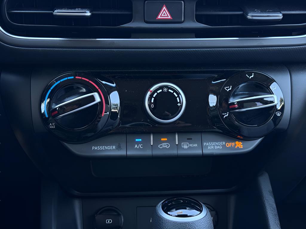 Used 2023 Hyundai Kona SEL image 31