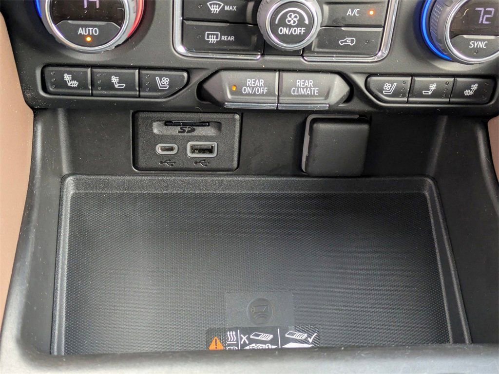 Certified 2021 Chevrolet Suburban High Country image 24