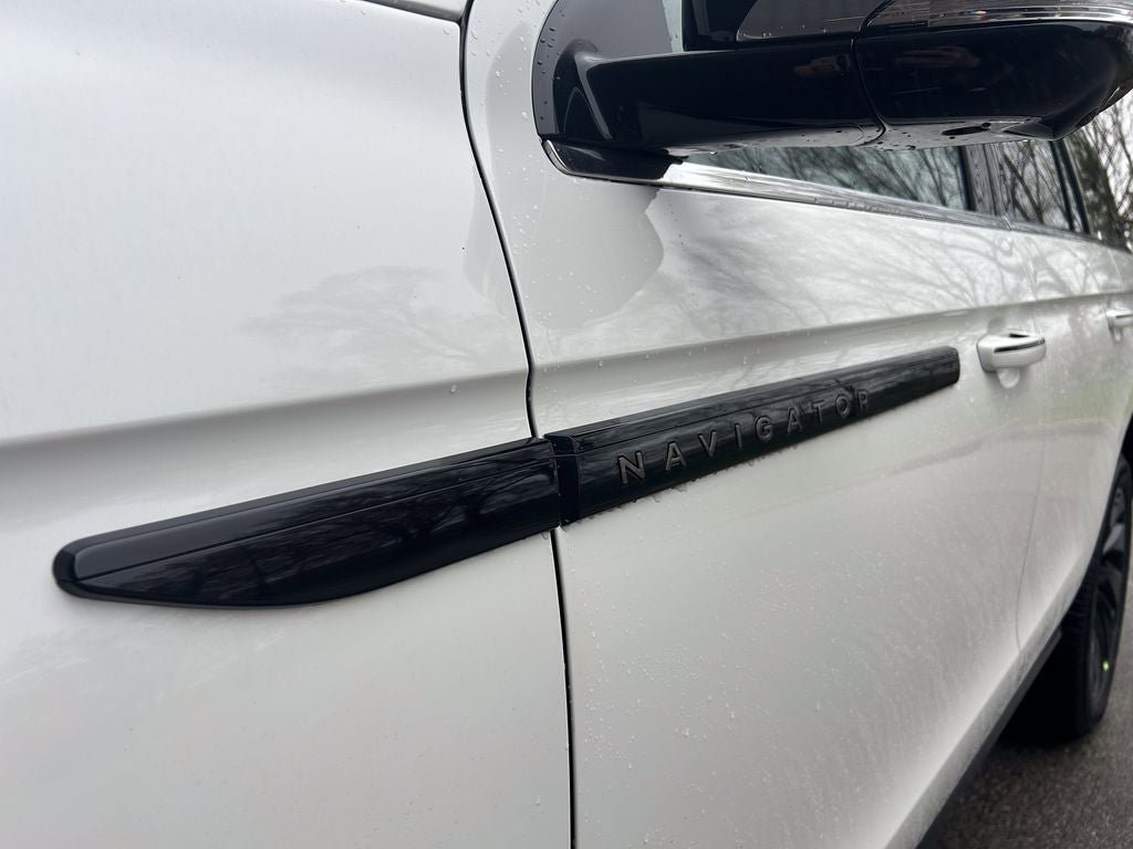 New 2026 Lincoln Navigator Black Label AWD/4WD image 61