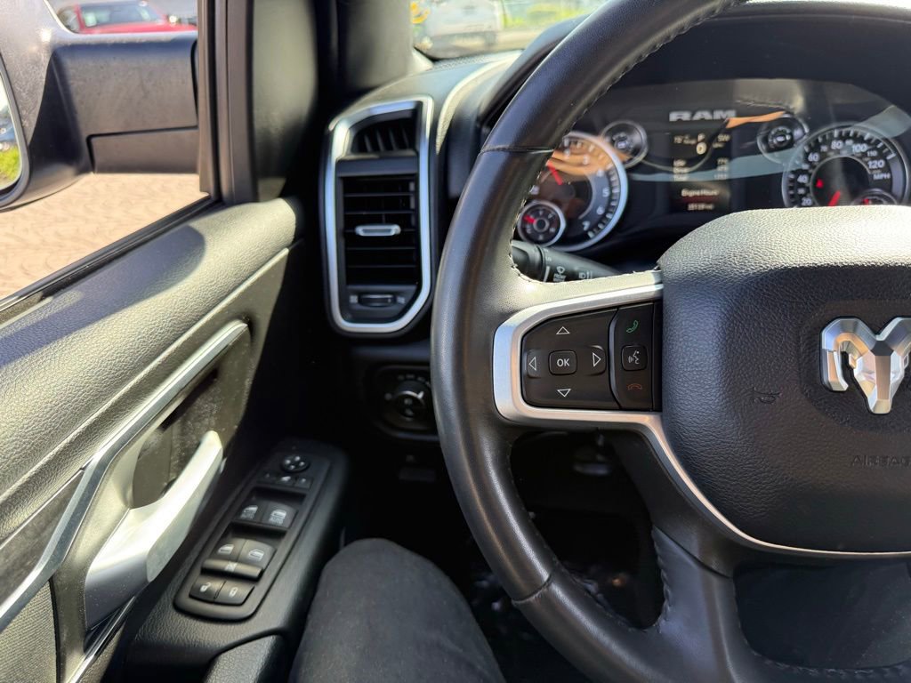 Used 2024 RAM 1500 Lone Star AWD/4WD image 7