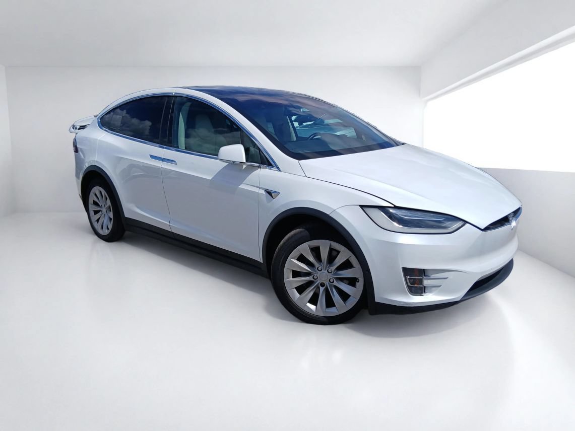 Used 2019 Tesla Model X P100D AWD/4WD image 2
