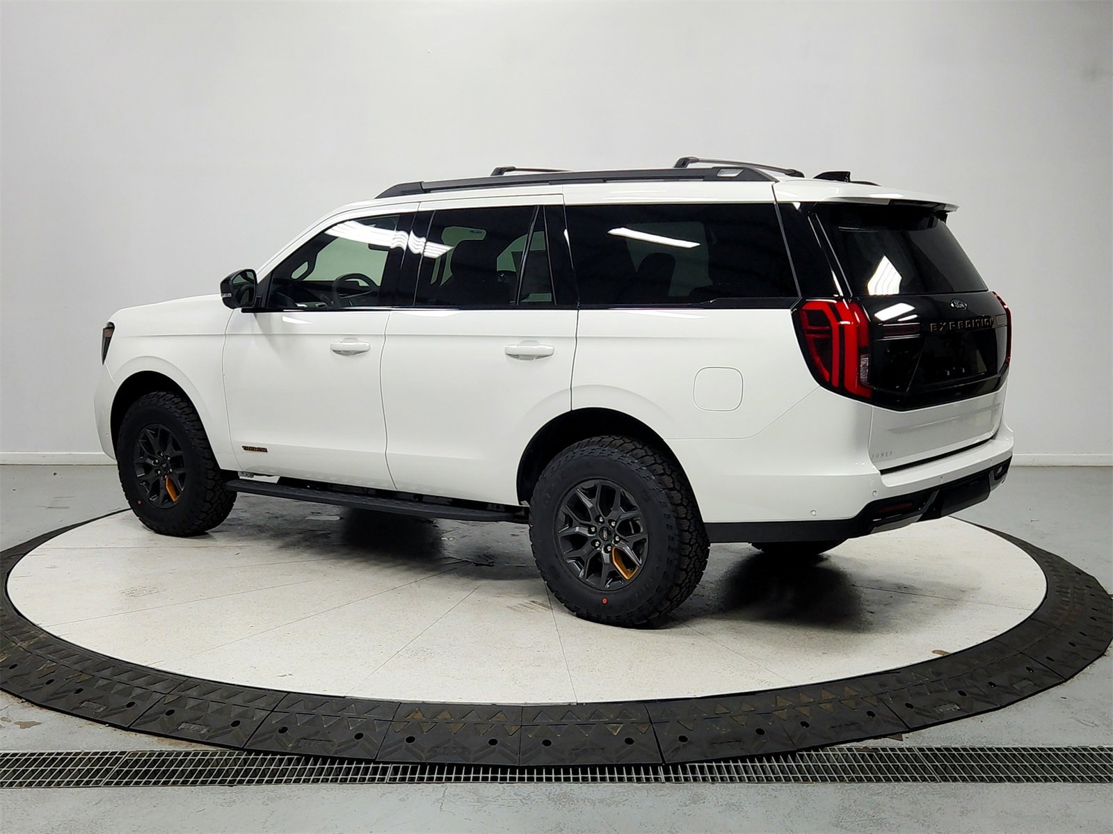 New 2025 Ford Expedition Tremor image 5