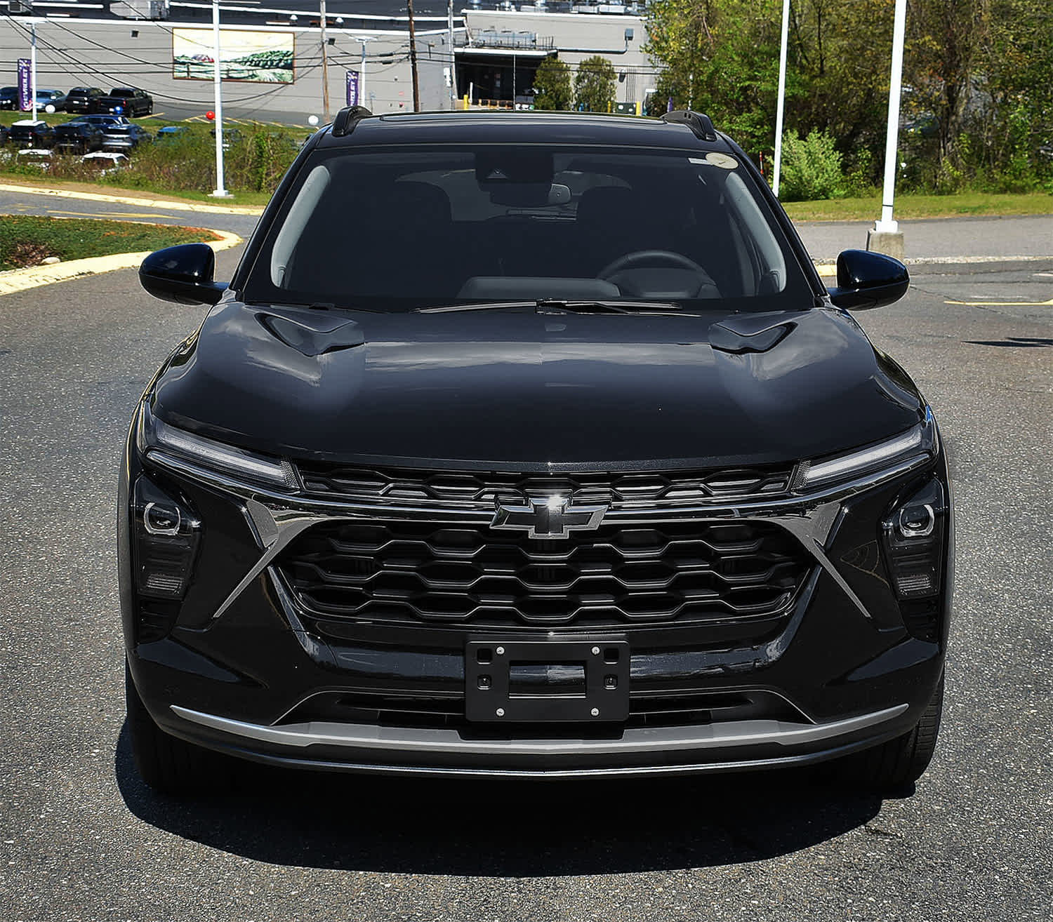 New 2026 Chevrolet Trax LT w/ Sunroof Package FWD image 5