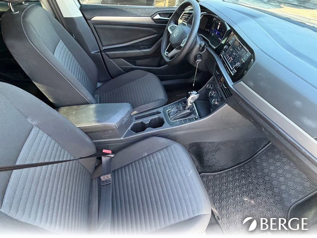 Used 2024 Volkswagen Jetta S image 13